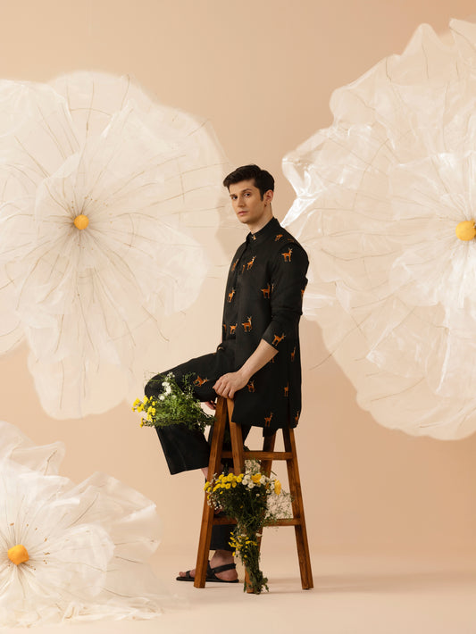 Taraash - Silk Embroidery Kurta Set
