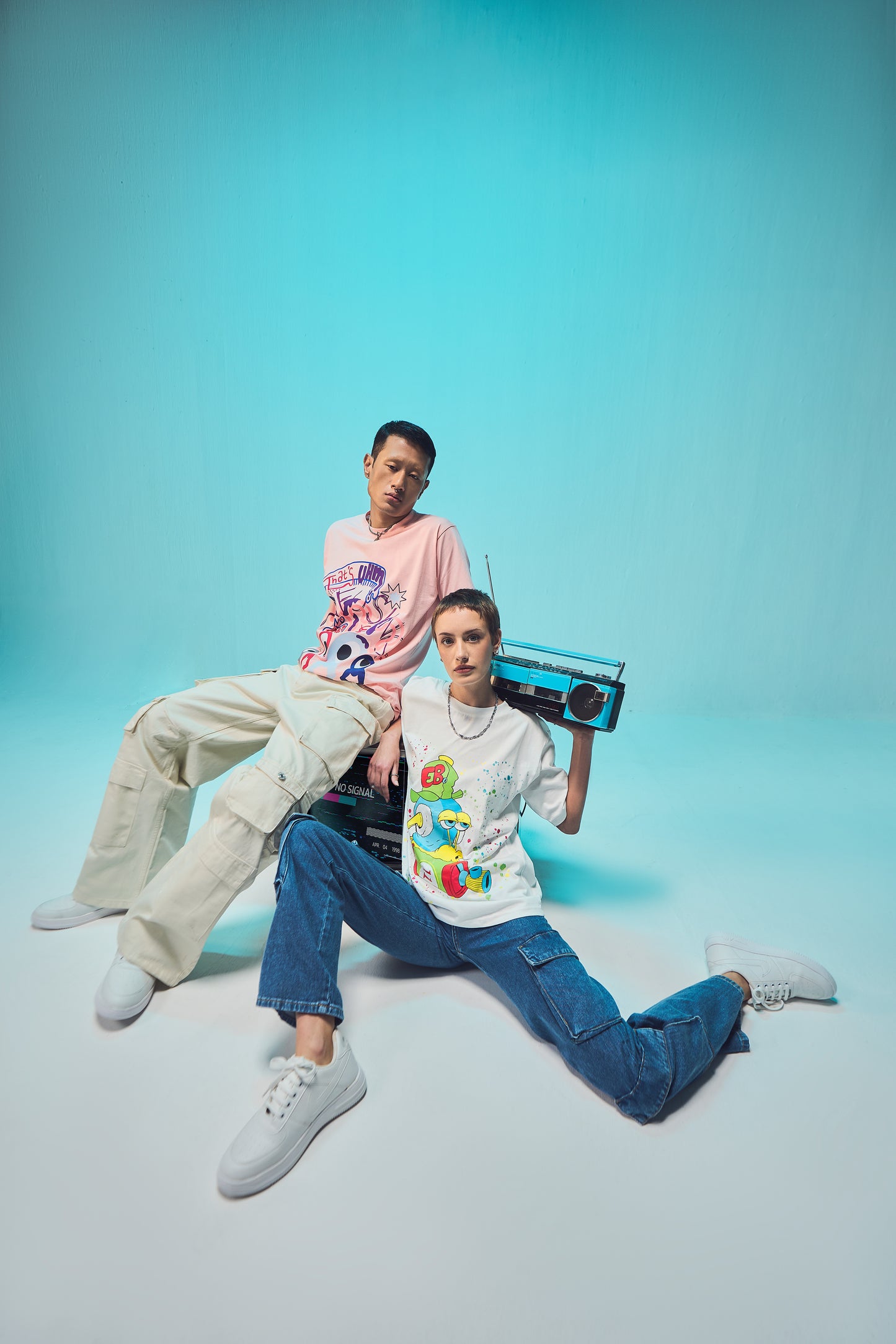Paint the World - T-Shirt - Unisex