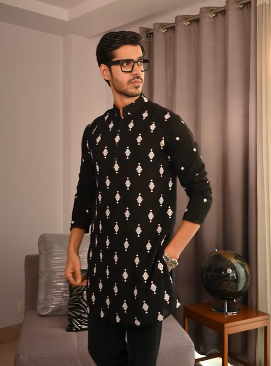 Twilight Embers - Black Embroidery kurta